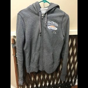 Gray Hollister Sweatshirt